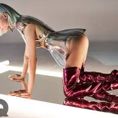 Cara Delevingne sexy hot photo 2
