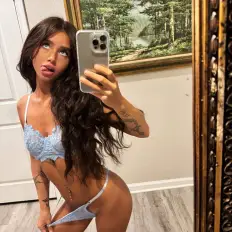 Kinllley sexy photo 6