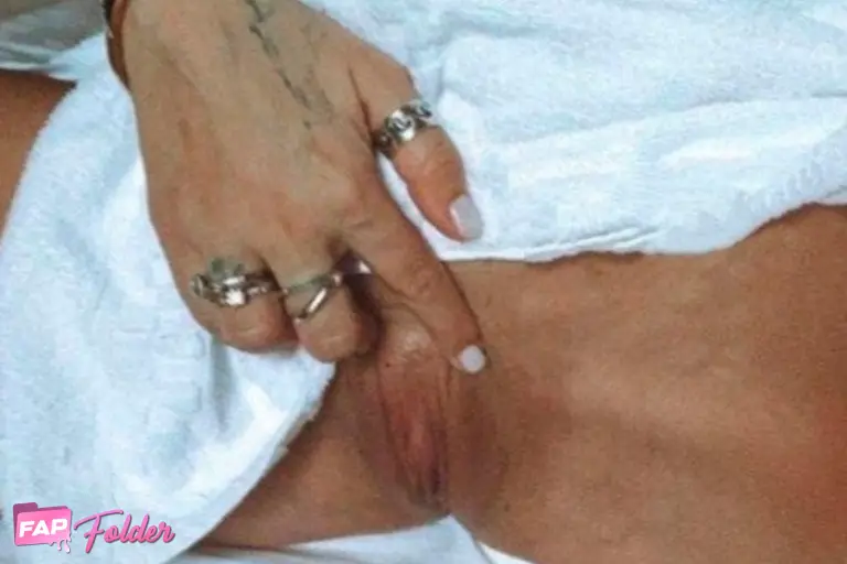 Aiza Dolmatova | Aiza Liloona Ai hot sexy photo 6