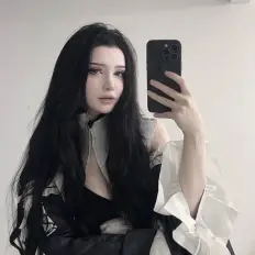 morphilina sexy photo 10