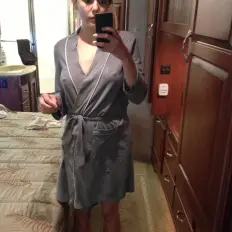 Elizabeth Chase Olsen nude sexy photo 18