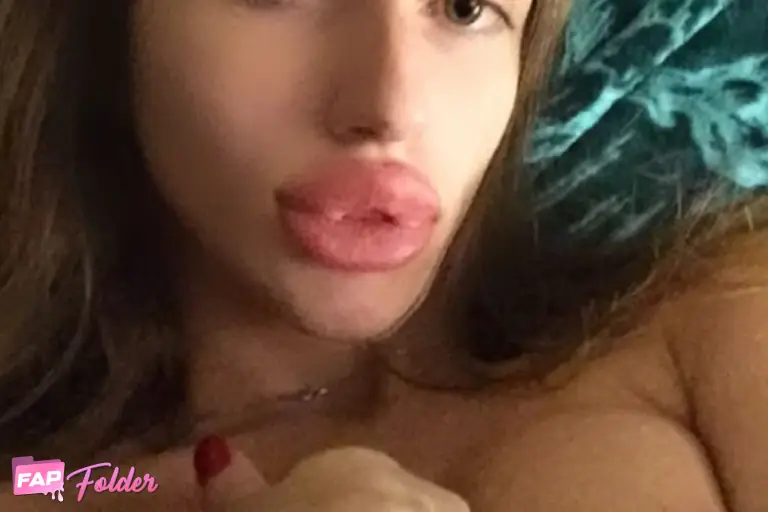 wildmadlora | lunascorpi sexy hot photo 6
