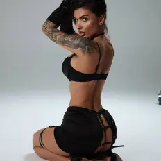 Kristina Smith sexy hot photo preview 3