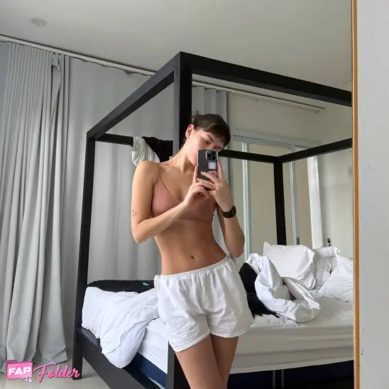 AFELIA / Алиса Стяжкова sexy nude photo 1