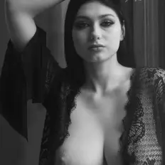 Andreea Mares | Blackwidof | AndreeaMaresof onlyfans hot photo 12