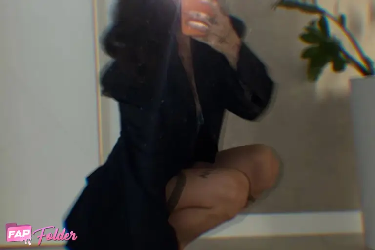 Anna Alkhim hot nude photo 2