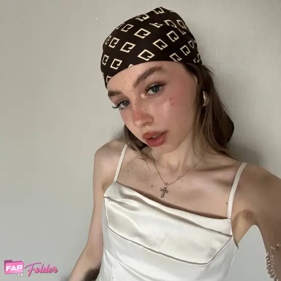 Julia Sirchina hot sexy photo 1