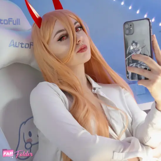 nyeupe nude hot photo 6