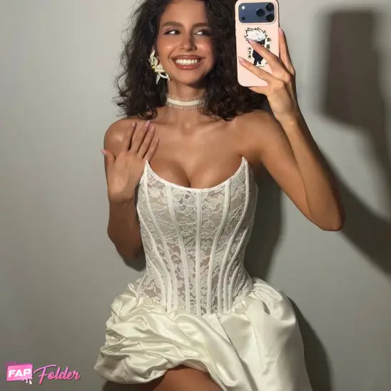 mugretnug sexy hot photo 1