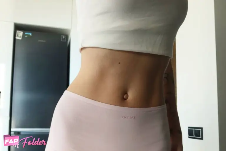 Grazhina hot sexy photo 1