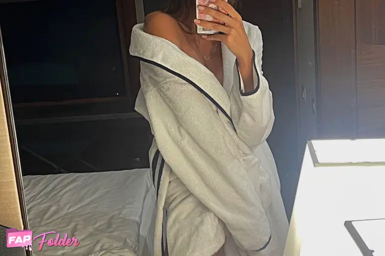 Yanapassion sexy hot photo 1