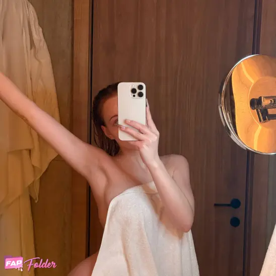 fymryn sexy hot photo preview 2