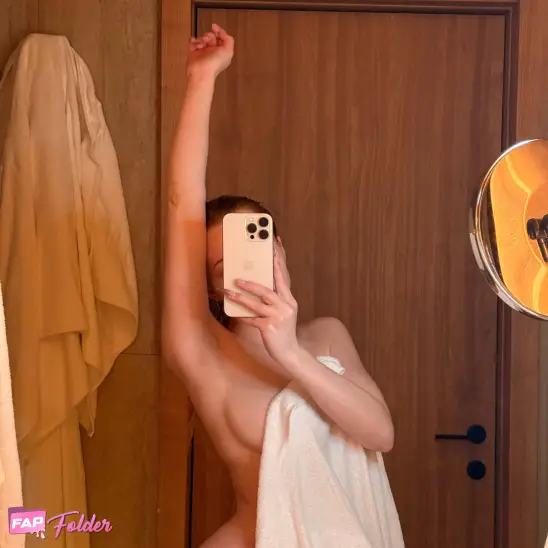 fymryn sexy hot photo preview 1