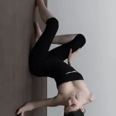 Sonya Zoloeva hot photo preview 4