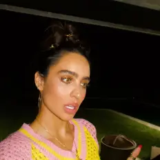 Sommer Ray sexy hot photo preview 4