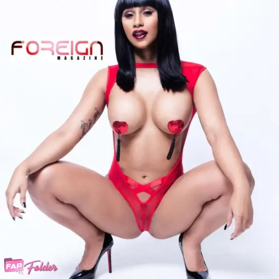 Cardi B sexy photo 1