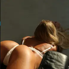 Alichkalina onlyfans sexy photo 9