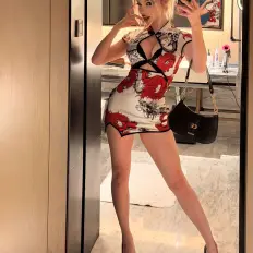 Alicedelish sexy nude photo 3