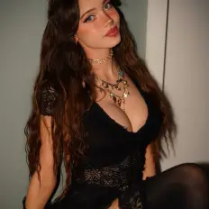 Lydia Violet sexy hot photo preview 2