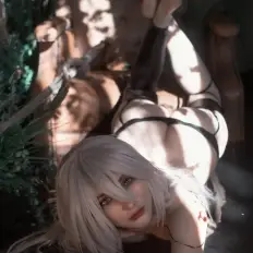 Hologana sexy nude photo preview 2