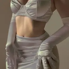 lhellsing sexy nude photo 7