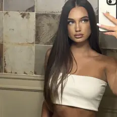 Karla Cristea sexy nude photo 13