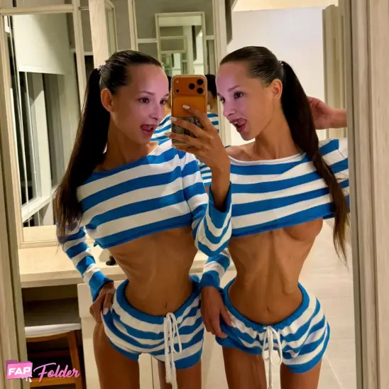 Adelalinka sexy hot photo 1