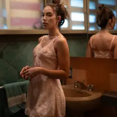 Victoria Lynn Myers hot photo 8