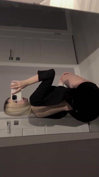 simenkko hot video thumbnail