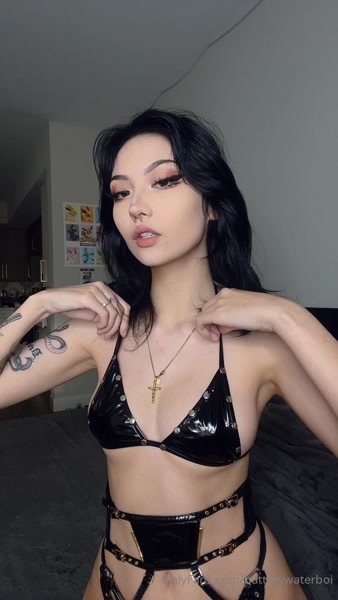 BUTTERYWATERBOI sexy video thumbnail
