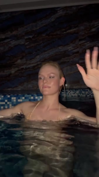 Особо Одарённая | Анка Пулемётчица nude video thumbnail