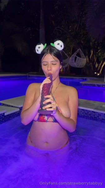 Strawberrytabby sexy video thumbnail