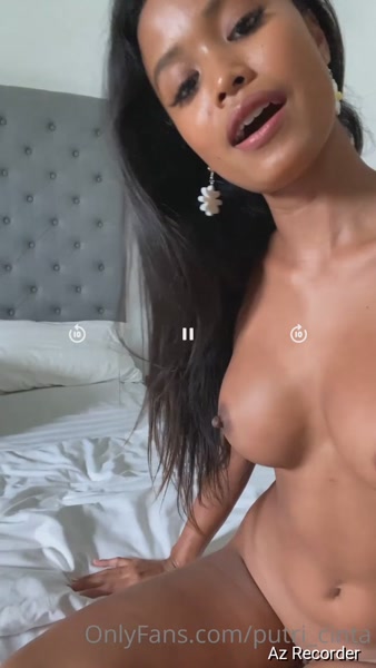 Putri Cinta sexy video thumbnail