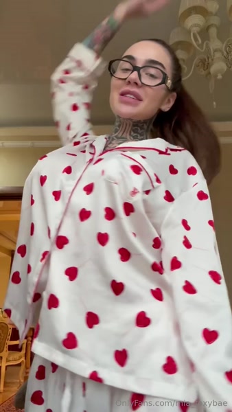 Mia Foxybae | YOUR MIA sexy video thumbnail
