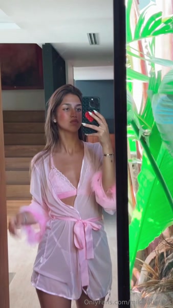 Mikaela Lafuente hot video thumbnail