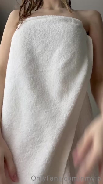 Nikki Mills sexy video thumbnail