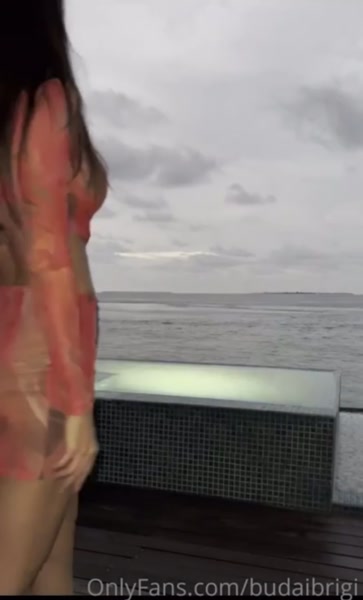 Budai Brigi sexy video thumbnail