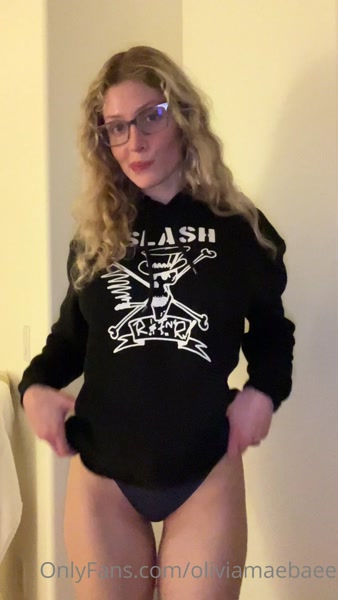 Oliviamaebaee (allie catt) onlyfans video thumbnail