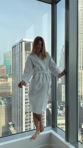 Dasha Komarova / Odarka Komarova sexy video thumbnail