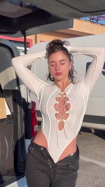 Адель Вейгель Adel Veigel hot video thumbnail