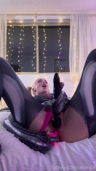 urbbyari | ariesia sexy video thumbnail