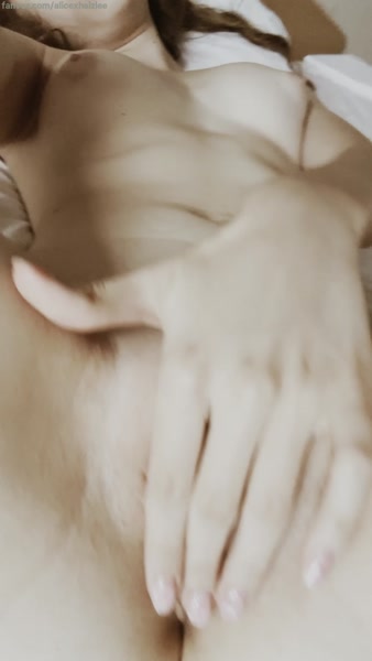 Ukrainian Twins | alicexhaizlee sexy video thumbnail