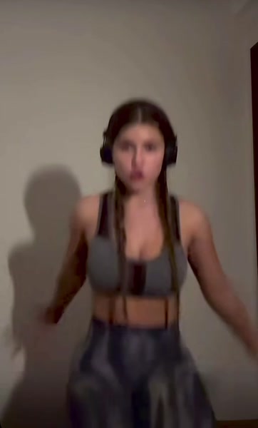 model_margo Соковита бандерівка hot video thumbnail