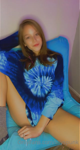 Lillyspunk sexy video thumbnail