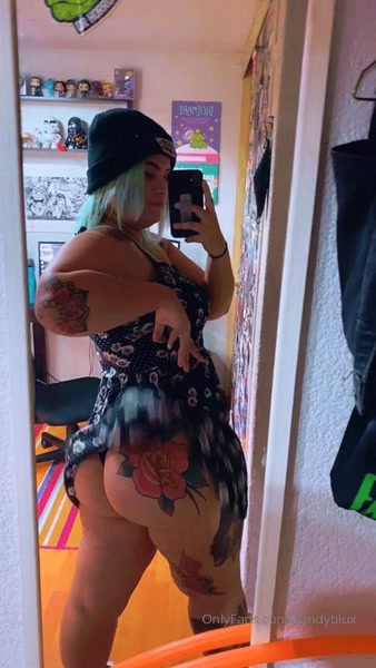 Sandyblux nude video thumbnail