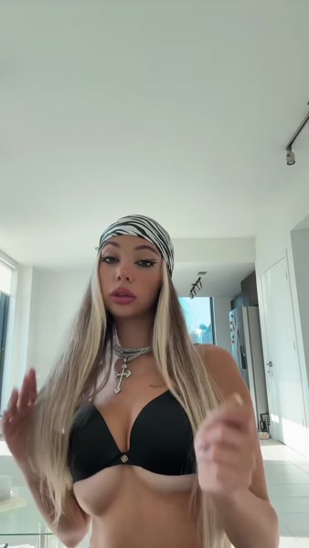 PollyTornelloFans hot video thumbnail