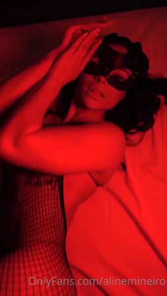 Aline Mineiro sexy video thumbnail