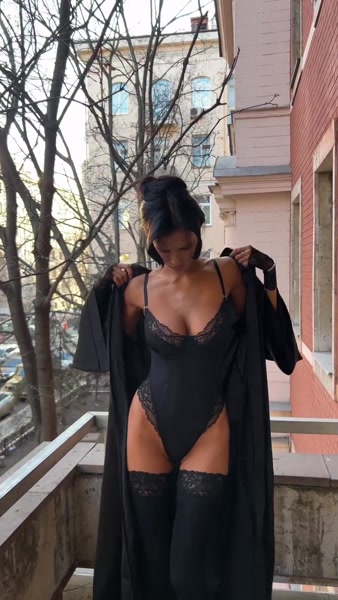 Arigins sexy video thumbnail