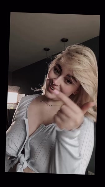 lia sexy video thumbnail