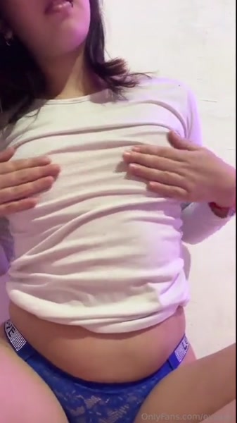 Evie Roo hot video thumbnail